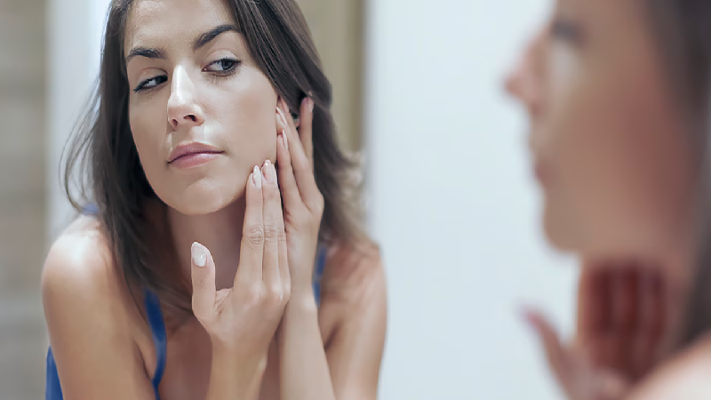 بهترین متخصص طب سنتی اصفهان | رفع جوش های سرسیاه ، لک و سایر ضایعات پوستی