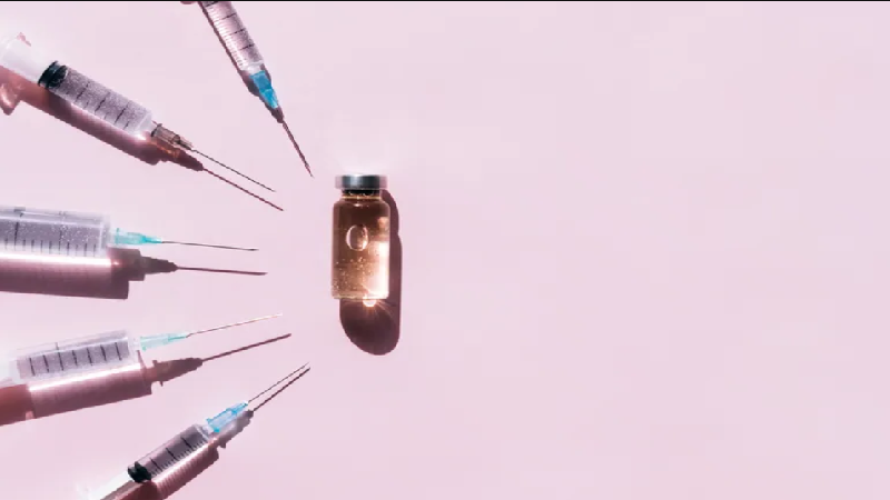 بهترین متخصص طب سنتی اصفهان | تزریق مزوژل طبیعی