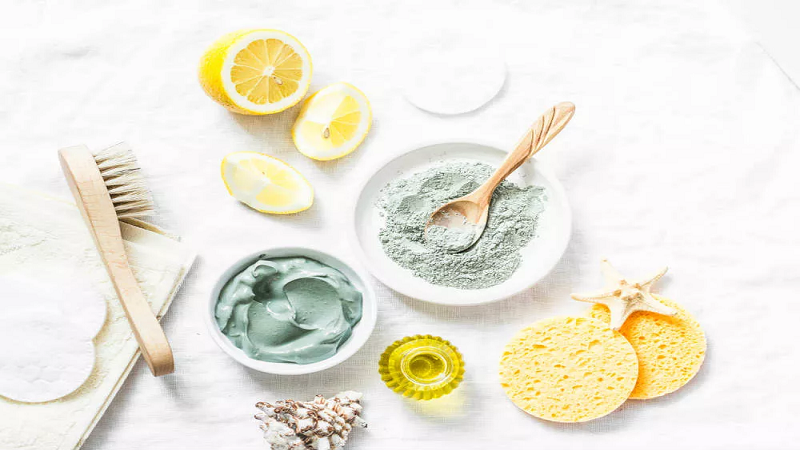 بهترین متخصص طب سنتی اصفهان | جوانسازی پوست و ماسک های طبیعی